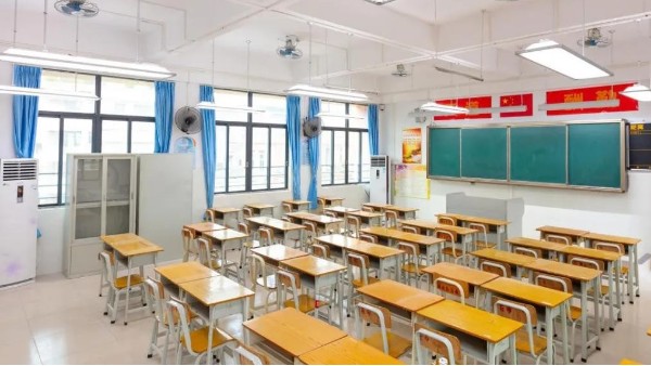 近視防控，教室照明選擇有標(biāo)準(zhǔn)有照明設(shè)計更護眼